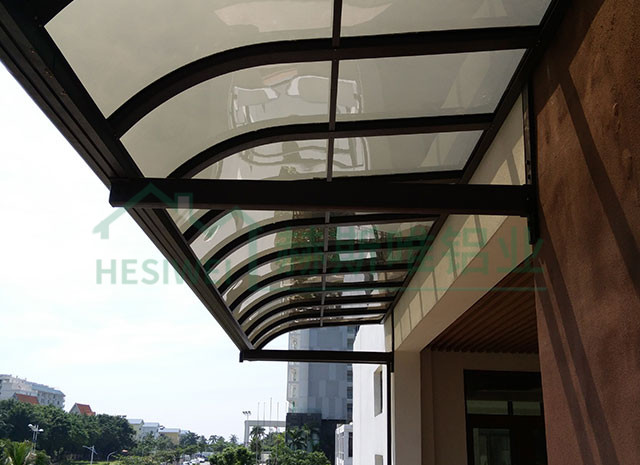 三亚鲁能美丽三区东区车棚 - 罗先生